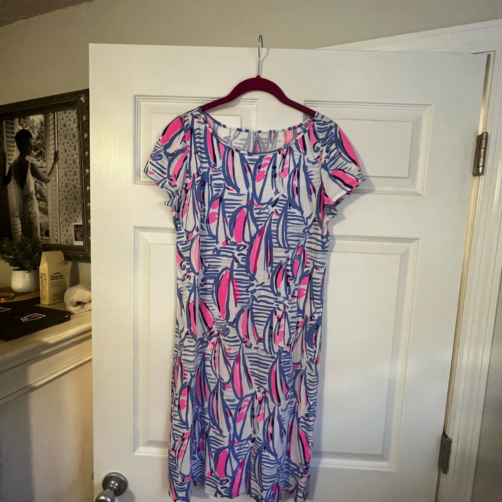 EUC Lilly Pulitzer dress size small